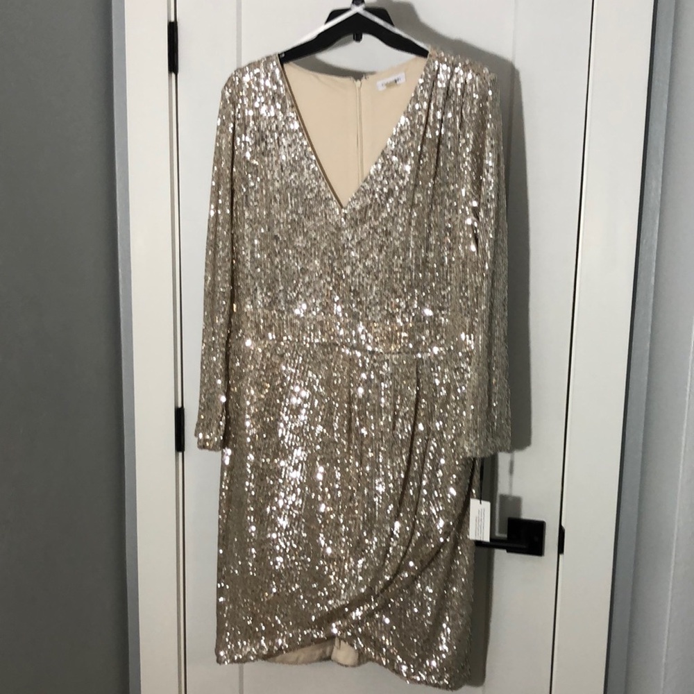 Calvin Klein sequined cocktail dress.  New with tags!  Size 22W.
